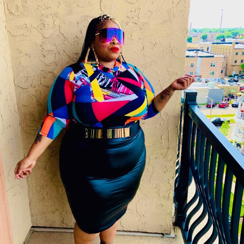 Meet your Posher, Rita